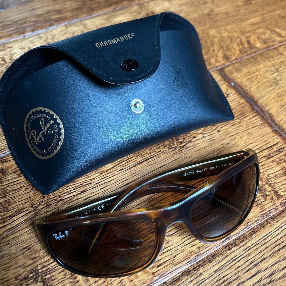 Brand New Polarized Ray-Ban RB4033 - Without Tags